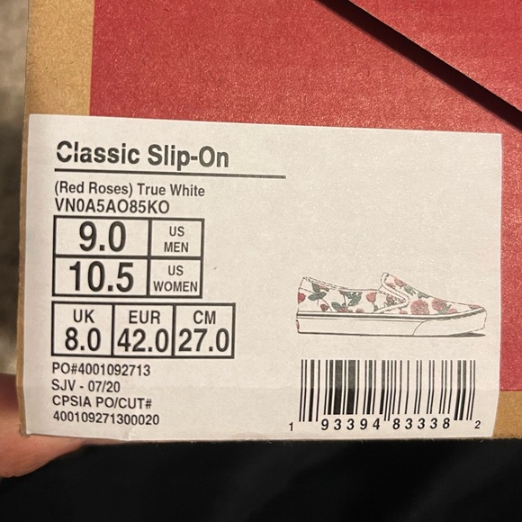 Rose pattern slip-ons - Picture 6 of 6